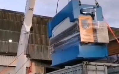 法國卸貨現(xiàn)場