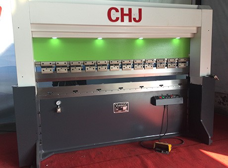 63T2500龍門上動式液壓折彎機