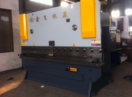 WC67Y100x3200折彎機