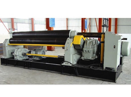 W11機(jī)械式三輥對(duì)稱(chēng)式卷板機(jī)